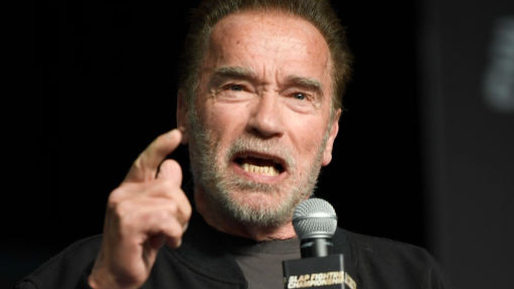 Schwarzenegger's Antiwar Video Trends On Russian Social Networks