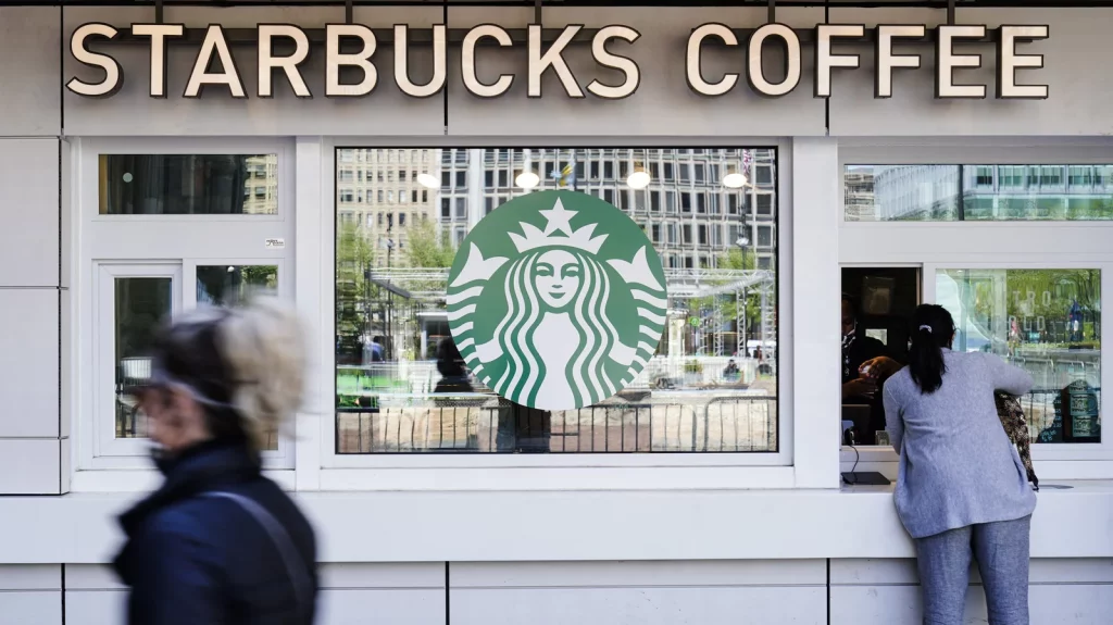 Starbucks Will Phase Out Paper Cups In Canada And The U.S.