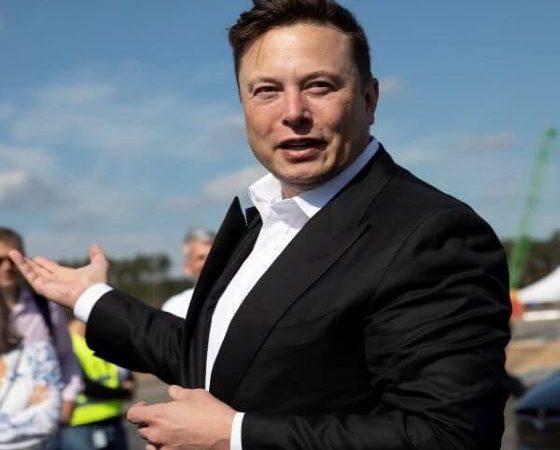 Tesla will pay Ukrainian workers