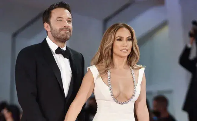Jennifer Lopez and Ben Affleck have been engaged again