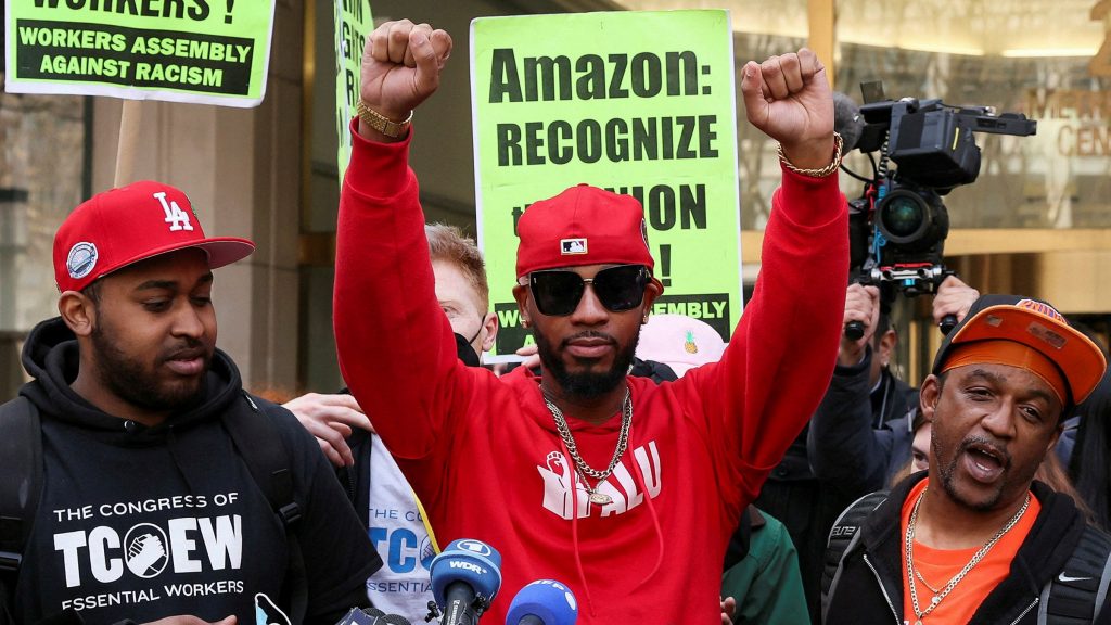 Staten Island Workers Vote For Amazon's First Union