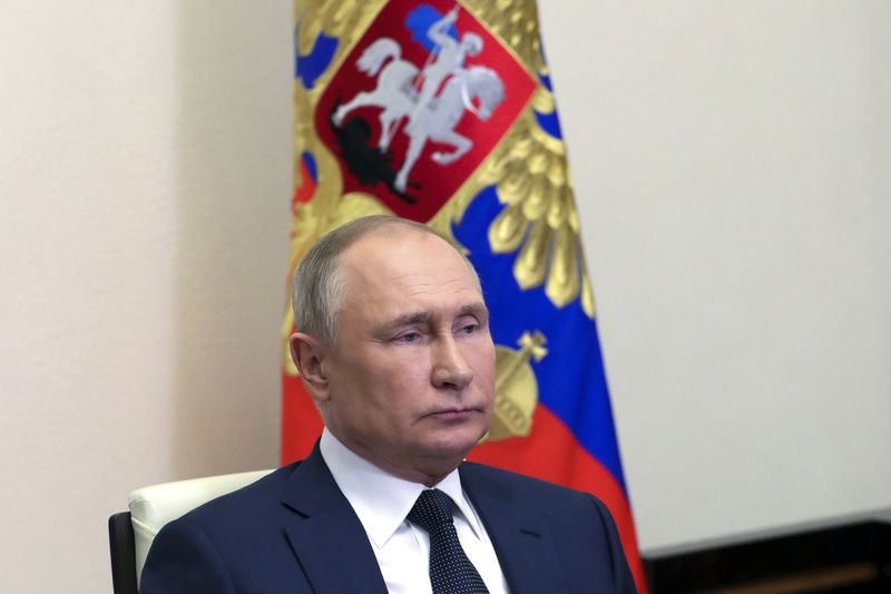High gas prices blamed by most Americans on Vladimir Putin and the oil companies