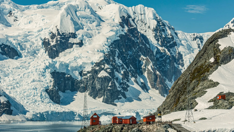 Starlink Internet in Antartica